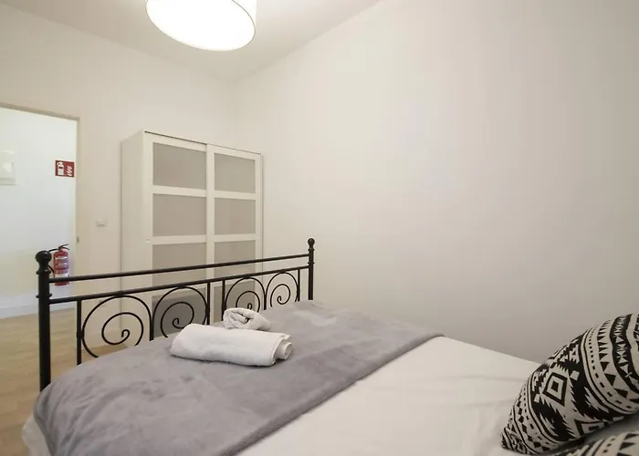 Easo Suits Family Friends + Parking Apartamento