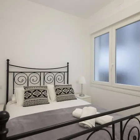 Easo Suits Family Friends Apartment