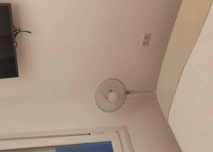 Easo Suits Family Friends + Parking Сан-Себастьян