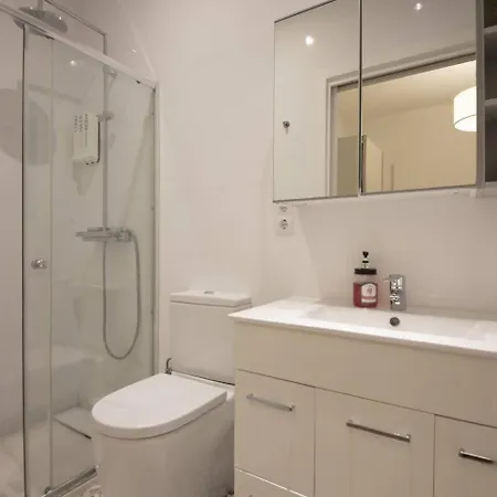 Easo Suits Family Friends Parking Lägenhet